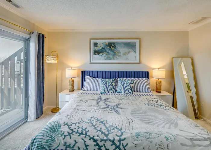 Holiday home Bright & Airy Condo: Walk To Beach/boardwalk! Ocean City